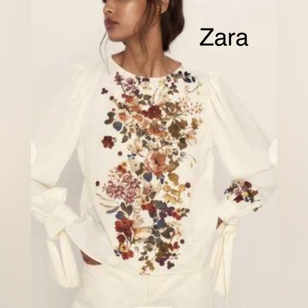 121 NWT ZARA cream floral blouse